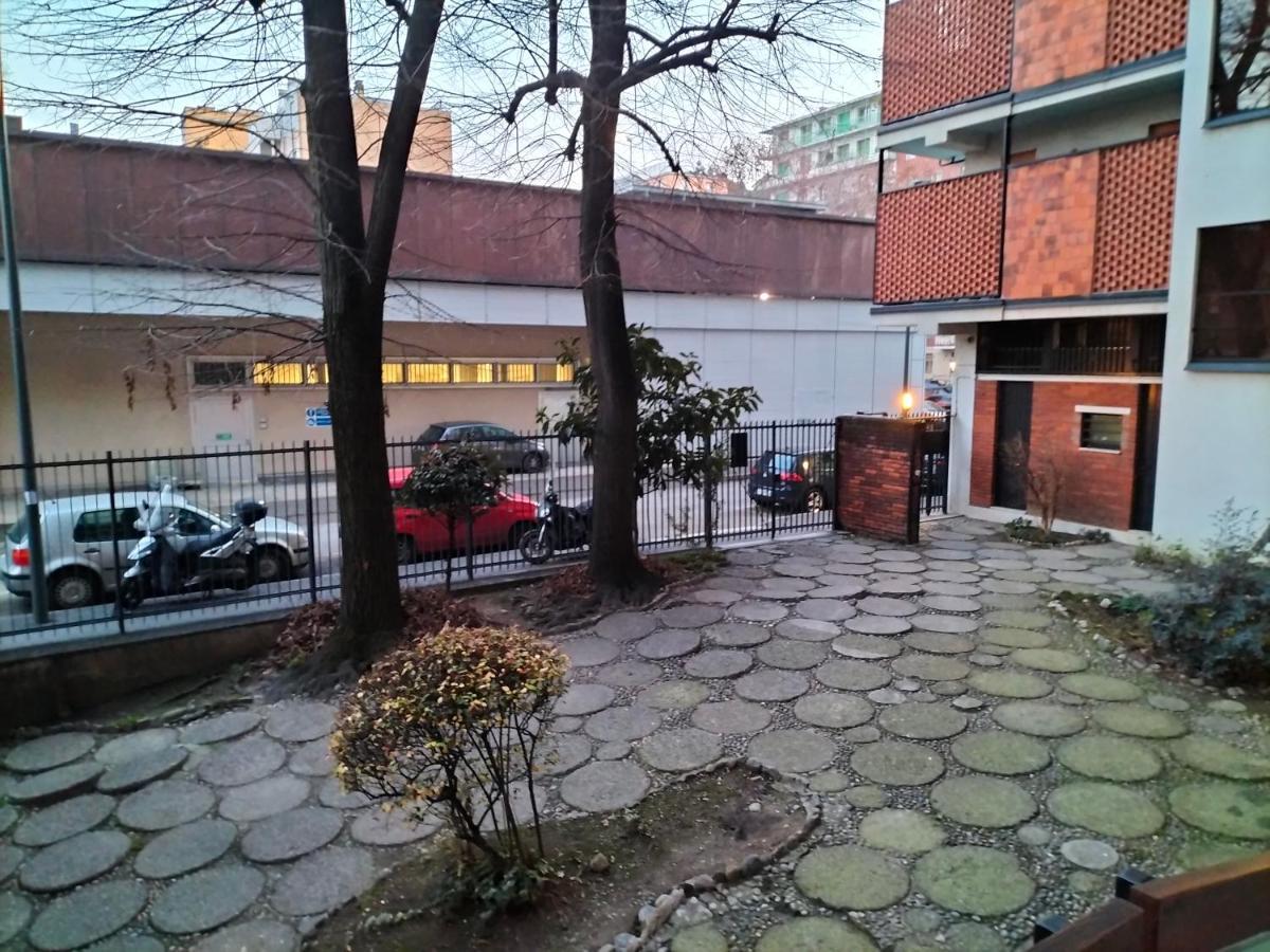 Happydays Sant'ambrogio/tortona Appartamento *